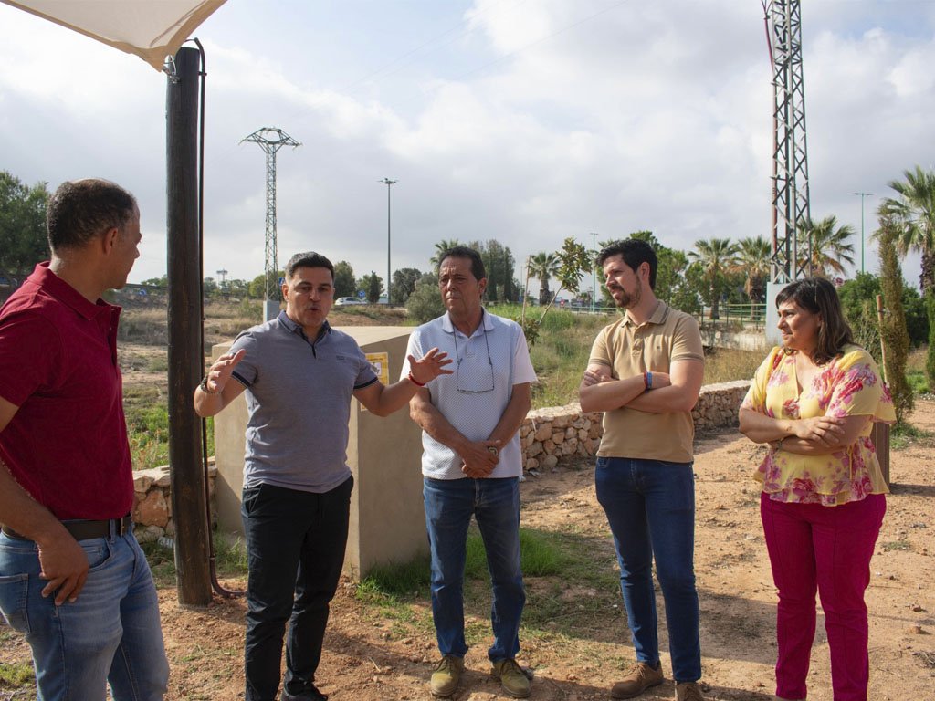 La Pobla instala el primer toldo fotovoltaico público de España